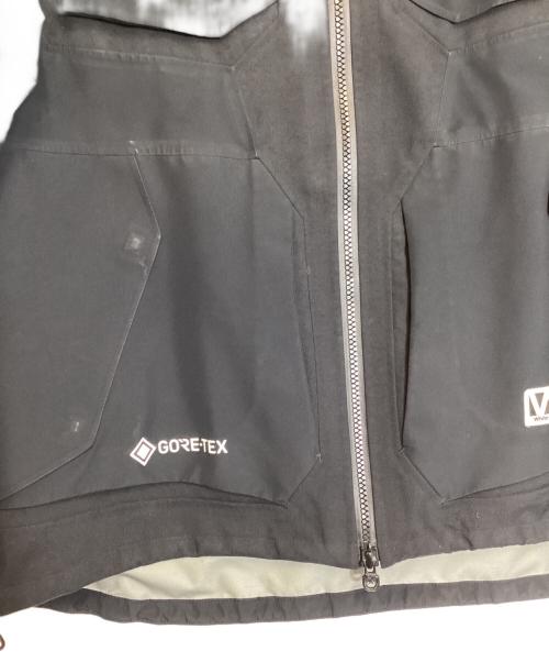 WHITE MOUNTAINEERING（ホワイトマウンテ二アニング）WHITE MOUNTAINEERING (ホワイトマウンテ二アニング) マウンテンパーカー ブラック サイズ:2の古着・服飾アイテム
