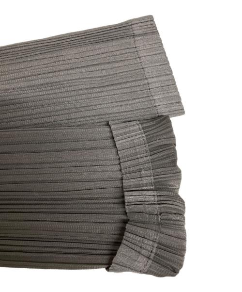 PLEATS PLEASE（プリーツプリーズ）PLEATS PLEASE (プリーツプリーズ) プリーツジャケットパターンカーディガン ベージュ サイズ:3の古着・服飾アイテム