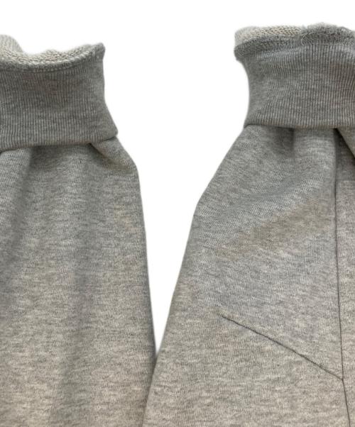 MAISON SPECIAL（メゾンスペシャル）MAISON SPECIAL (メゾンスペシャル) クラッシュドロゴスタッドスウェットシャツ グレー サイズ:freeの古着・服飾アイテム