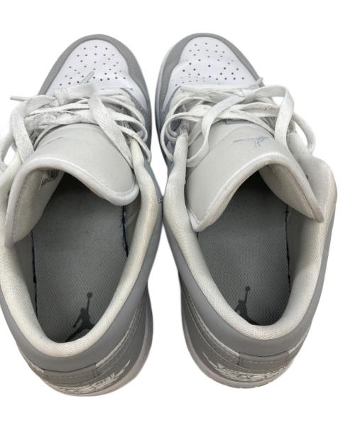 NIKE（ナイキ）NIKE (ナイキ) Women's Air Jordan 1 Low ローカットスニーカー グレー×ホワイト サイズ:28.5cmの古着・服飾アイテム