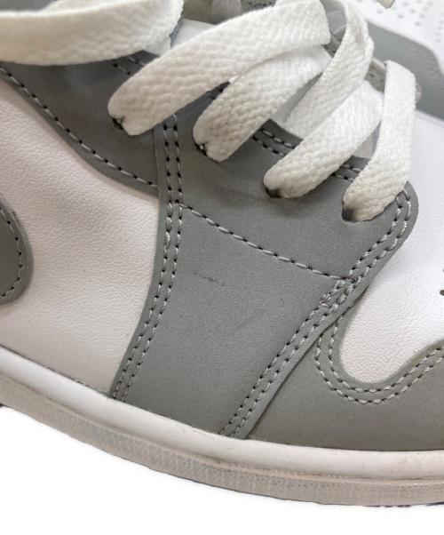 NIKE（ナイキ）NIKE (ナイキ) Women's Air Jordan 1 Low ローカットスニーカー グレー×ホワイト サイズ:28.5cmの古着・服飾アイテム