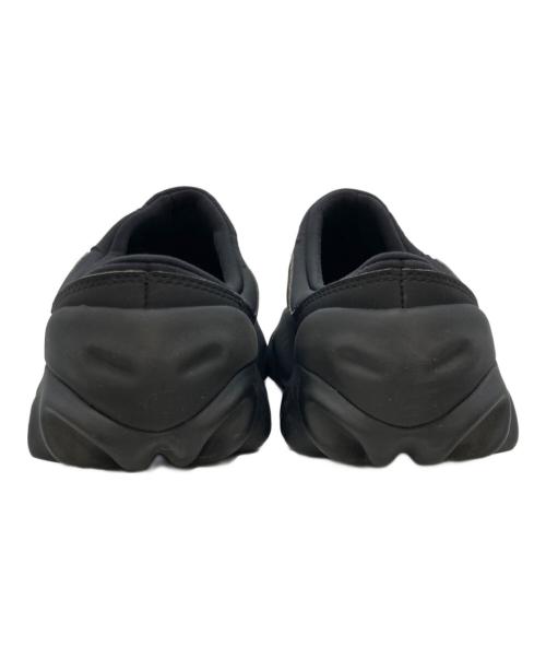 COMME des GARCONS JUNYA WATANABE MAN（コム デ ギャルソン ジュンヤ ワタナベ マン）COMME des GARCONS JUNYA WATANABE MAN (コム デ ギャルソン ジュンヤ ワタナベ マン) OAKLEY (オークリー) コラボシューズ ブラック サイズ:27㎝の古着・服飾アイテム