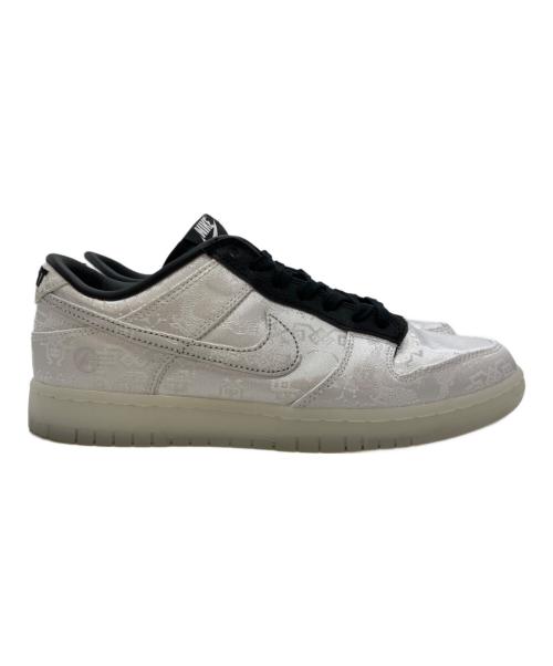 NIKE（ナイキ）NIKE (ナイキ) FRAGMENT DESIGN (フラグメントデザイン) CLOT (クロット) Dunk Low ローカットスニーカー ホワイト サイズ:26cmの古着・服飾アイテム