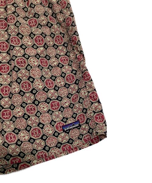 Patagonia（パタゴニア）Patagonia (パタゴニア) バギーズ リバーショーツ レッド×ブラック サイズ:Mの古着・服飾アイテム