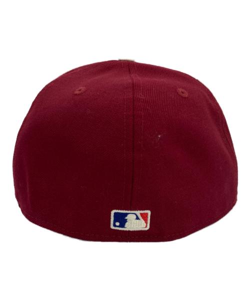 New Era（ニューエラ）New Era (ニューエラ) MLB (エムエルビー) FOG ESSENTIALS (フィアオブゴッド エッセンシャル) 59FIFTY キャップ バーガンディー サイズ:7(5/8)の古着・服飾アイテム