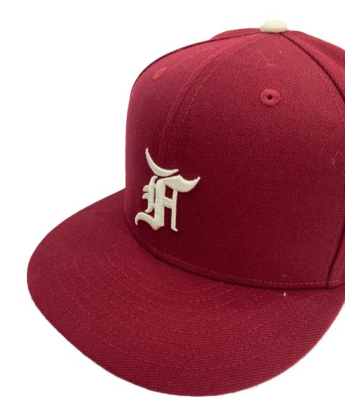 New Era（ニューエラ）New Era (ニューエラ) MLB (エムエルビー) FOG ESSENTIALS (フィアオブゴッド エッセンシャル) 59FIFTY キャップ バーガンディー サイズ:7(5/8)の古着・服飾アイテム
