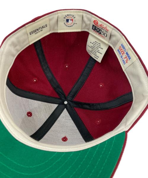 New Era（ニューエラ）New Era (ニューエラ) MLB (エムエルビー) FOG ESSENTIALS (フィアオブゴッド エッセンシャル) 59FIFTY キャップ バーガンディー サイズ:7(5/8)の古着・服飾アイテム