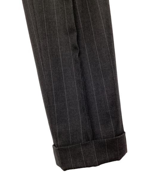 IGARASHI TROUSERS（イガラシ トラウザーズ）IGARASHI TROUSERS (イガラシ トラウザーズ) BEAMS F (ビームスエフ) スラックス グレー サイズ:不明の古着・服飾アイテム