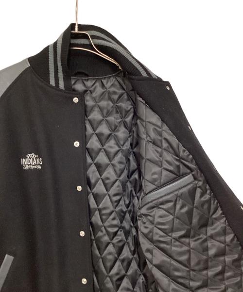 Tokyo Indians（トウキョウインディアンズ）Tokyo Indians (トウキョウインディアンズ) Original Sport Varsity Jacket 2 ブラック×チャコール サイズ:XLの古着・服飾アイテム