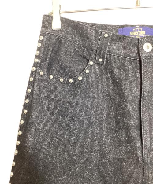 SHIKITARI（シキタリ）SHIKITARI (シキタリ) スタッズデニムパンツ ブラック サイズ:Lの古着・服飾アイテム