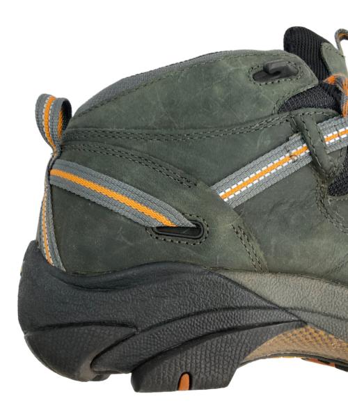 KEEN（キーン）KEEN (キーン) TARGHEE ２ MID カーキ サイズ:US8の古着・服飾アイテム
