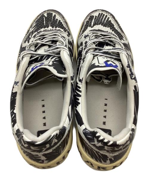 MARNI（マルニ）MARNI (マルニ) V-10 VEJA X MARNI ホワイト サイズ:27.5cmの古着・服飾アイテム