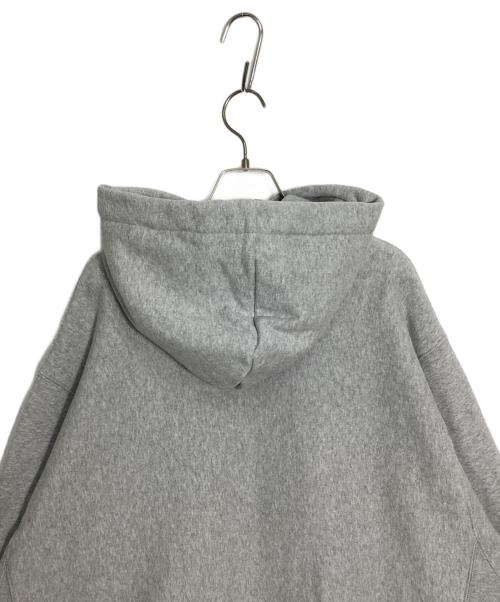 GDC（ジーディーシー）GDC (ジーディーシー) GDC WING hoodie グレー サイズ:XLの古着・服飾アイテム