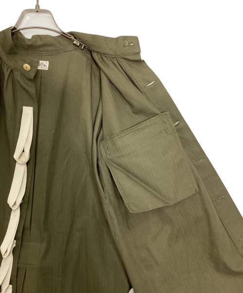 Yo's Yo（ヨーズヨー）Yo's Yo (ヨーズヨー) ヘリンボーンバンドカラーシャツ カーキ サイズ:Mの古着・服飾アイテム