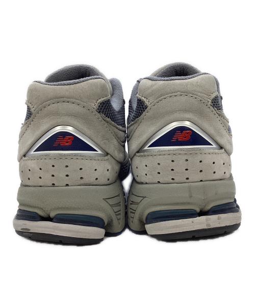 NEW BALANCE（ニューバランス）NEW BALANCE (ニューバランス) 2002R ローカットスニーカー グレージュ サイズ:27.5cmの古着・服飾アイテム