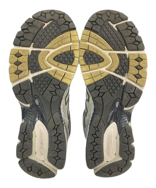 NEW BALANCE（ニューバランス）NEW BALANCE (ニューバランス) 860 ローカットスニーカー グレー サイズ:US11の古着・服飾アイテム