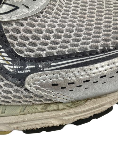 NEW BALANCE（ニューバランス）NEW BALANCE (ニューバランス) 860 ローカットスニーカー グレー サイズ:US11の古着・服飾アイテム