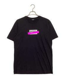 DIESEL（ディーゼル）の古着「リフレクターロゴプリントTシャツ」｜ブラック
