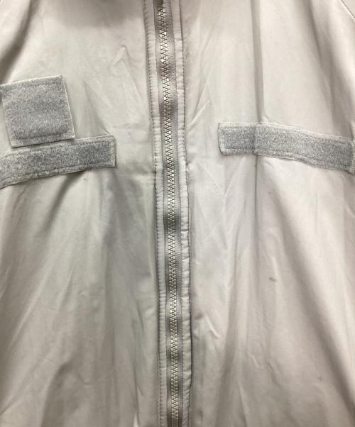 US ARMY（ユーエスアーミー）US ARMY (ユーエスアーミー) ECWCS GEN3 LEVEL7 JACKET グレー サイズ:Ｍの古着・服飾アイテム