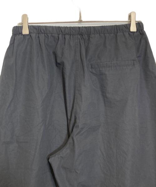 AMOMENTO（アモーメント）AMOMENTO (アモーメント) drawstring capri pants グレー サイズ:7の古着・服飾アイテム