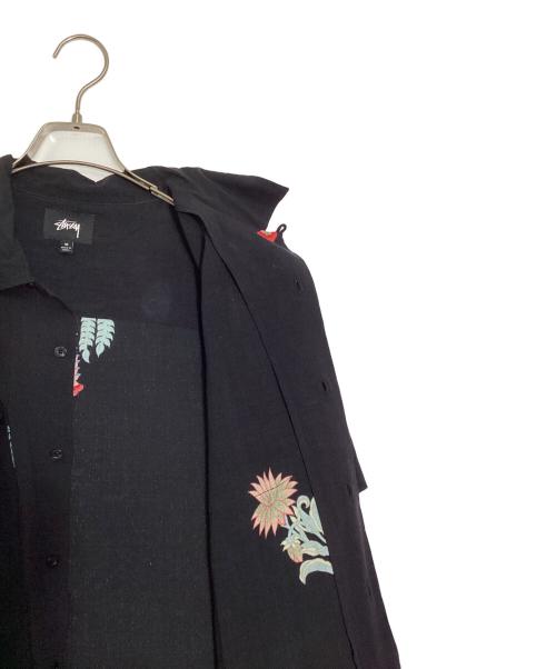 stussy（ステューシー）stussy (ステューシー) 花柄レーヨンオープンカラーシャツ ブラック サイズ:Mの古着・服飾アイテム