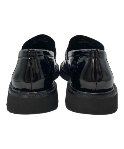 COLE HAAN（コールハーン）COLE HAAN (コールハーン) FRAGMENT DESIGN (フラグメントデザイン) AC PENNY コラボコインローファー ホワイト×ブラック サイズ:26cmの古着・服飾アイテム