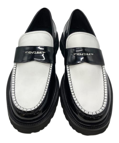 COLE HAAN（コールハーン）COLE HAAN (コールハーン) FRAGMENT DESIGN (フラグメントデザイン) AC PENNY コラボコインローファー ホワイト×ブラック サイズ:26cmの古着・服飾アイテム