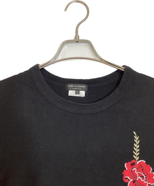 COMME des GARCONS HOMME PLUS（コムデギャルソンオムプリュス）COMME des GARCONS HOMME PLUS (コムデギャルソンオムプリュス) フラワー刺繍Tシャツ ブラック サイズ:Ｓの古着・服飾アイテム