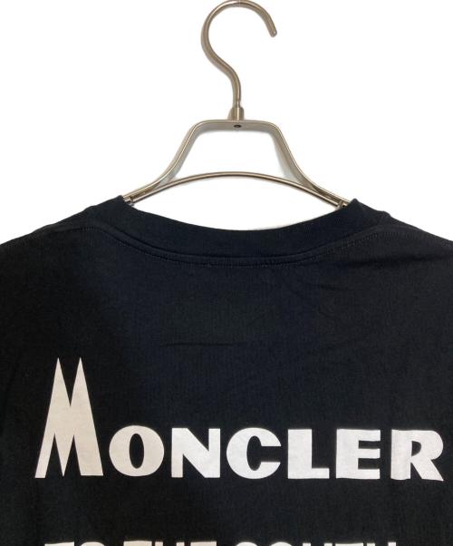 MONCLER（モンクレール）MONCLER (モンクレール) FRAGMENTS (フラグメント) コラボバックプリントTシャツ ブラック サイズ:Ｓの古着・服飾アイテム