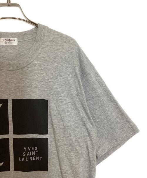 Yves Saint Laurent pour homme（イヴサンローラン プールオム）Yves Saint Laurent pour homme (イヴサンローラン プールオム) プリントTシャツ グレー サイズ:不明の古着・服飾アイテム
