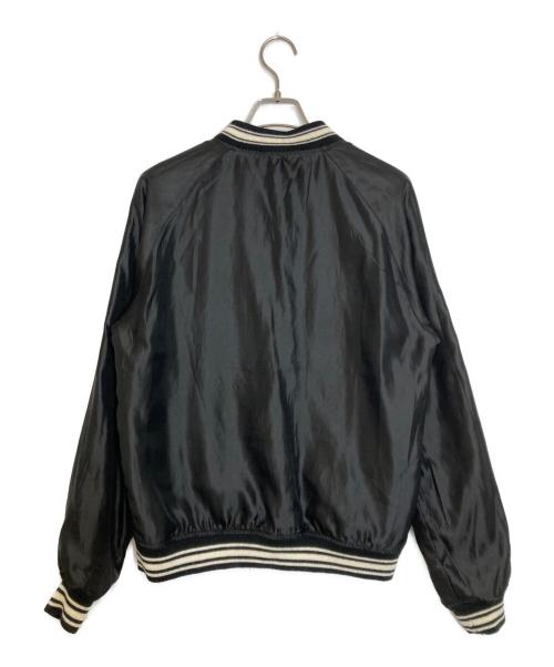 AVIREX（アヴィレックス）AVIREX (アヴィレックス) リバーシブルサテンスカジャン ホワイト×ブラック サイズ:Ｍの古着・服飾アイテム