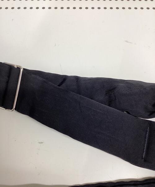 ITTI（イッチ）ITTI (イッチ) ANNIE PUFFER TOWN MOON BAG ブラックの古着・服飾アイテム
