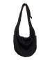 ITTI (イッチ) ANNIE PUFFER TOWN MOON BAG ブラック：16000円
