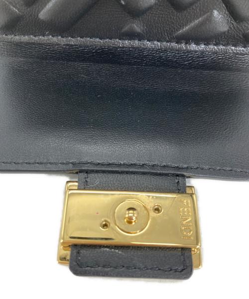 FENDI（フェンディ）FENDI (フェンディ) BAGUETTE MICRO TRIFOLD WALLET ブラックの古着・服飾アイテム