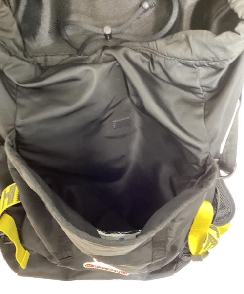 OFFWHITE（オフホワイト）OFFWHITE (オフホワイト) EQUIPMENT backpack ブラックの古着・服飾アイテム