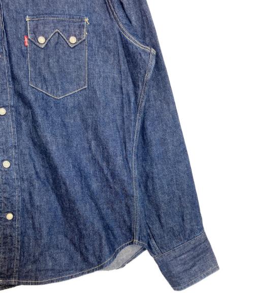 LEVI'S（リーバイス）LEVI'S (リーバイス) ショートホーン復刻 デニムシャツ インディゴ サイズ:Ｌの古着・服飾アイテム