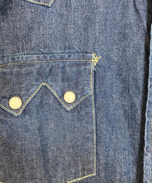 LEVI'S（リーバイス）LEVI'S (リーバイス) ショートホーン復刻 デニムシャツ インディゴ サイズ:Ｌの古着・服飾アイテム