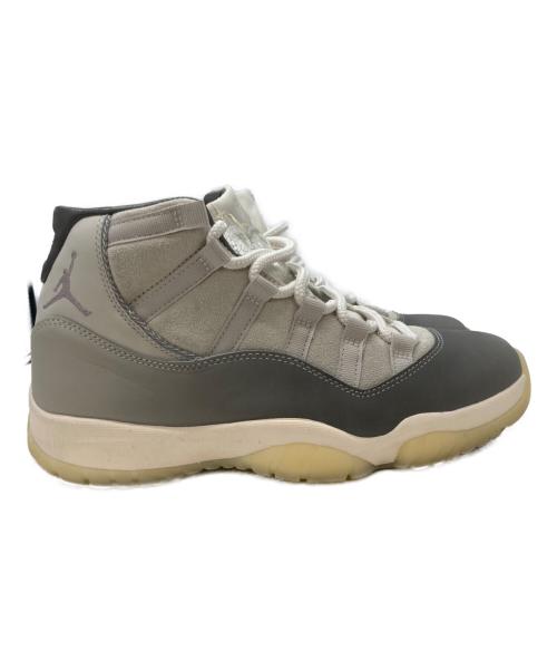 NIKE（ナイキ）NIKE (ナイキ) AIR JORDAN 11 RETRO ハイカットスニーカー グレー×ホワイト サイズ:25.5cmの古着・服飾アイテム