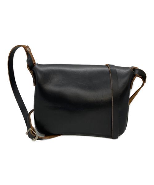 fernand（フェルナンド）fernand (フェルナンド) HORIZONTAL LATCH POUCH ブラックの古着・服飾アイテム