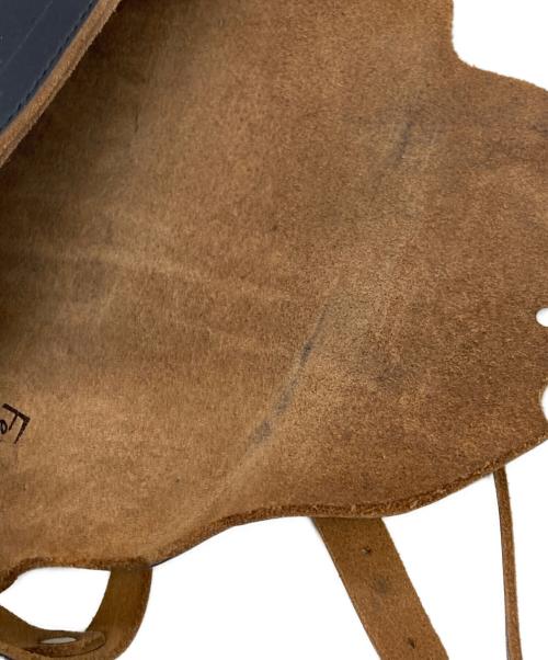 fernand（フェルナンド）fernand (フェルナンド) HORIZONTAL LATCH POUCH ブラックの古着・服飾アイテム