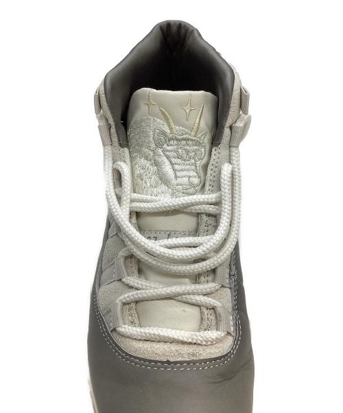 NIKE（ナイキ）NIKE (ナイキ) ’’Sukajan’’AIR JORDAN 11 RETRO グレー サイズ:25.5cmの古着・服飾アイテム