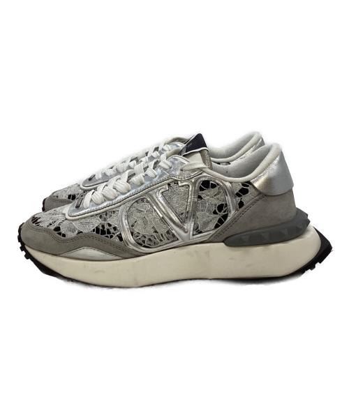 VALENTINO GARAVANI（ヴァレンティノ・ガラヴァーニ）VALENTINO GARAVANI (ヴァレンティノ・ガラヴァーニ) レースランナー シルバー サイズ:37の古着・服飾アイテム