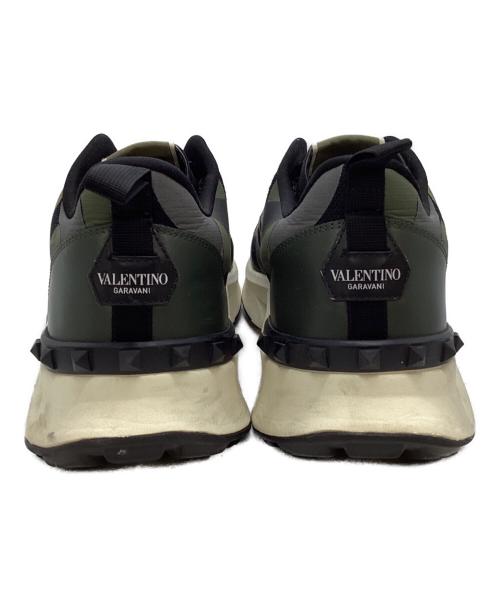 VALENTINO GARAVANI（ヴァレンティノ・ガラヴァーニ）VALENTINO GARAVANI (ヴァレンティノ・ガラヴァーニ) True Act スニーカー/トゥルー アクト ス二ーカー カーキ サイズ:43の古着・服飾アイテム