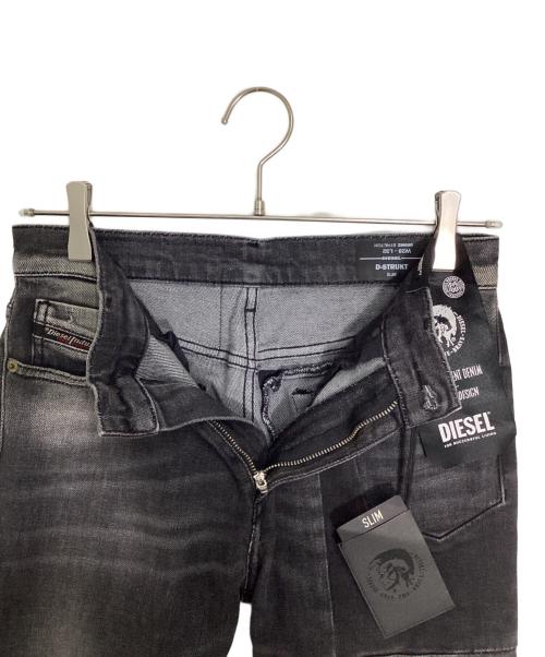 DIESEL（ディーゼル）DIESEL (ディーゼル) スキニーデニムパンツ ブラック サイズ: 71cm (W28) 未使用品の古着・服飾アイテム