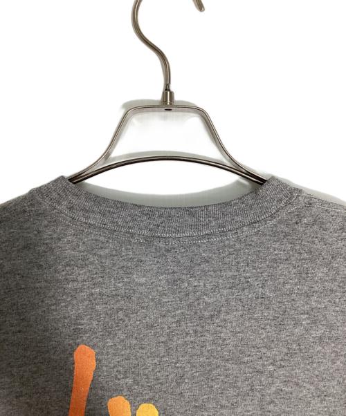 stussy（ステューシー）stussy (ステューシー) ロゴプリントTシャツ グレー サイズ:Sの古着・服飾アイテム