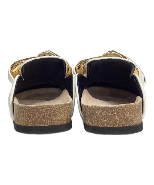J.W.ANDERSON（ジェイダブリューアンダーソン）J.W.ANDERSON (ジェイダブリューアンダーソン) Chain Loafer ベージュ サイズ:38の古着・服飾アイテム