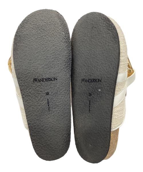 J.W.ANDERSON（ジェイダブリューアンダーソン）J.W.ANDERSON (ジェイダブリューアンダーソン) Chain Loafer ベージュ サイズ:38の古着・服飾アイテム