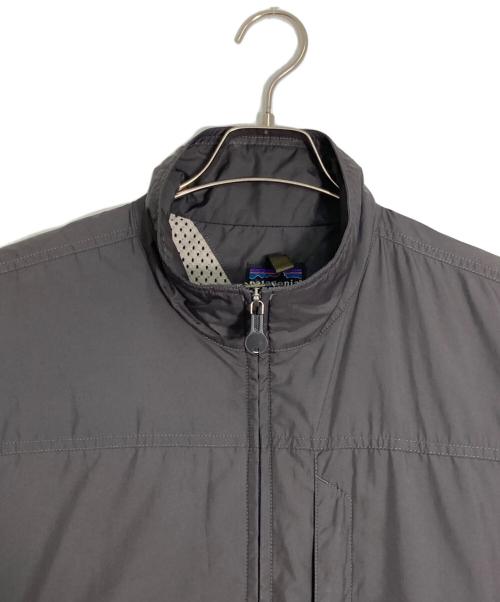 Patagonia（パタゴニア）Patagonia (パタゴニア) 00’s Shelled Micro D-Luxe JACKET チャコールグレー サイズ:Mの古着・服飾アイテム