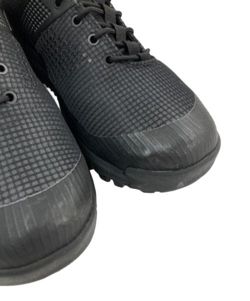 Danner（ダナー）Danner (ダナー) URBANOVA BLACK ローカットスニーカー ブラック サイズ:US8.5の古着・服飾アイテム