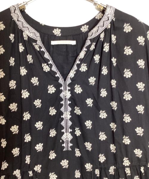 ne quittez pas（ヌキテパ）ne quittez pas (ヌキテパ) Dobby Stripe Flower Print Sleeveless Dress ブラック サイズ:Mの古着・服飾アイテム
